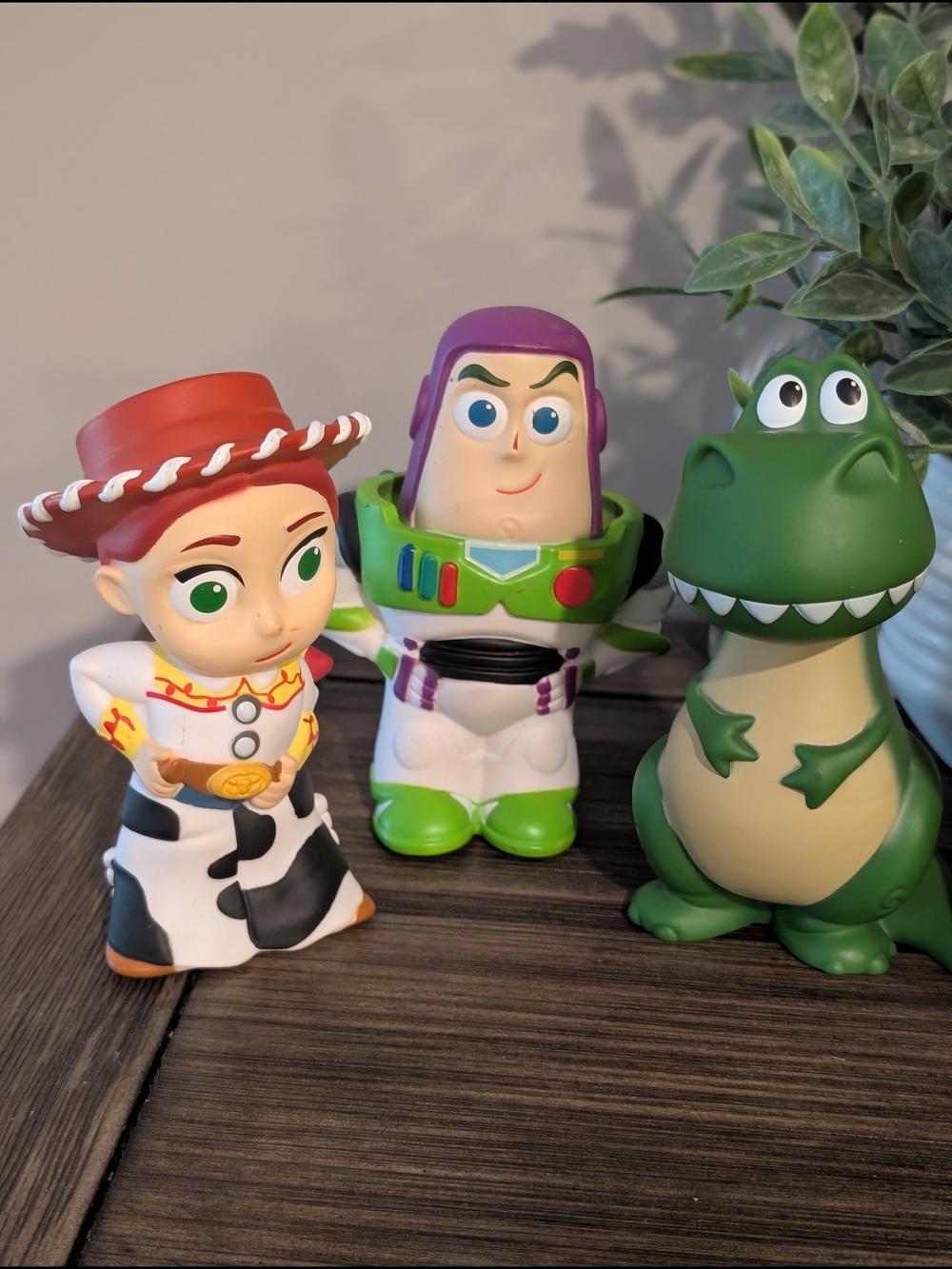 Disney Toy Story Figure Set - Green, Brown, Purple, Red, White - Picture 2 of 4